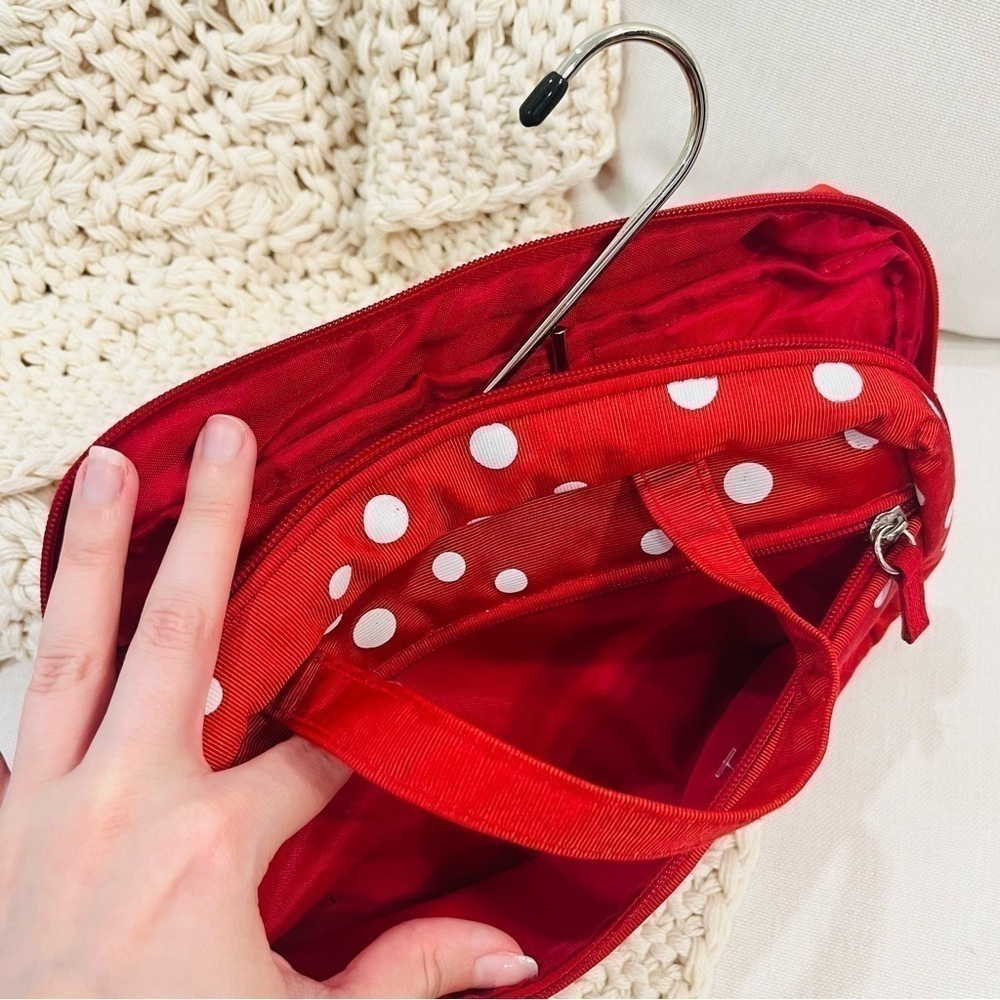 NEW Self Care Beauty Bundle | Beauty Sponge | Travel Makeup Bag | Eye Sheet Mask - Picture 11 of 13